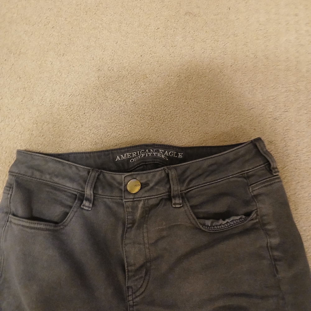 American Eagle women's jegging crop size 10 regular gray